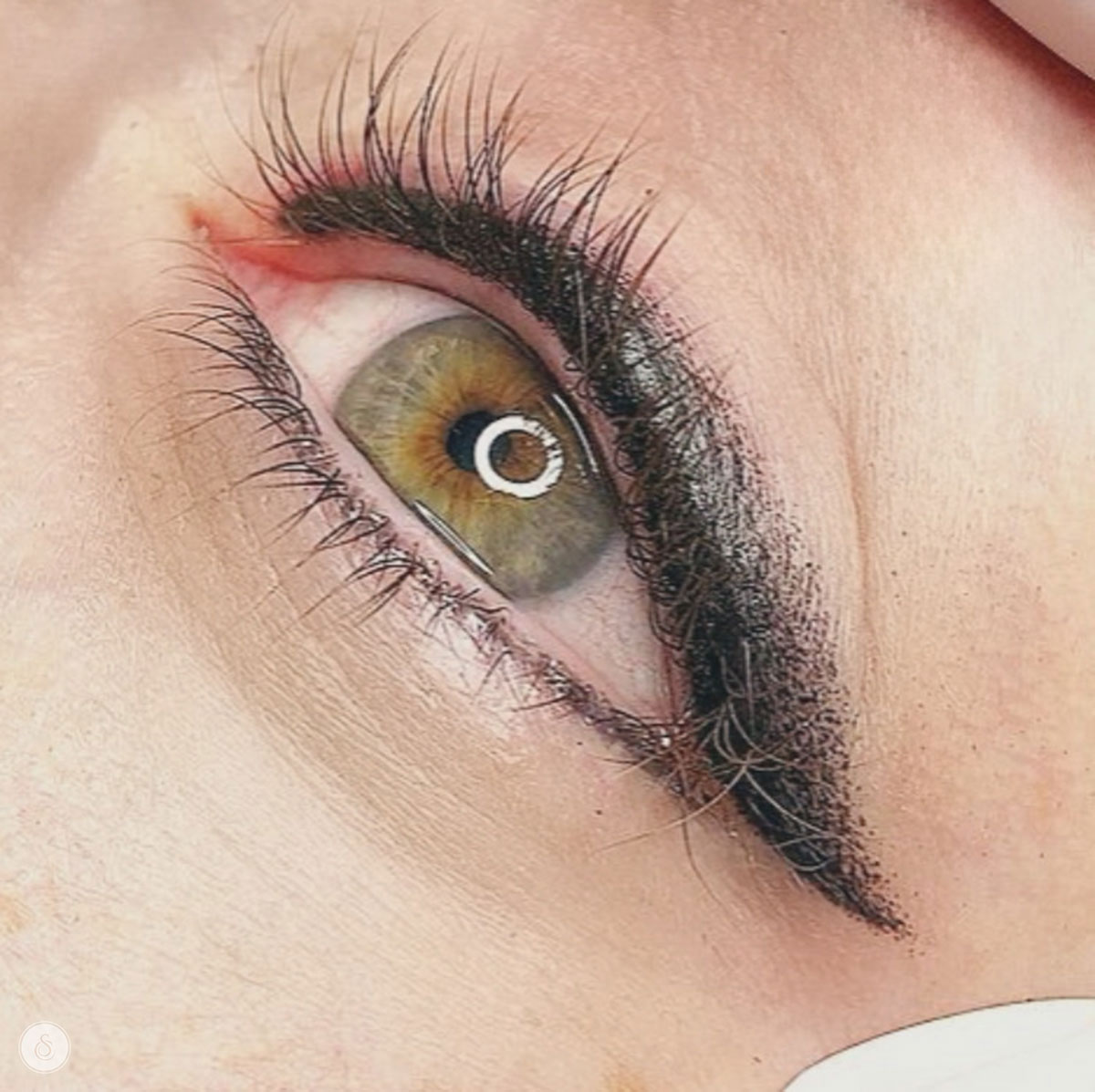 Sarasin Beauty Prestige eyeliner + stardust semi permanent
